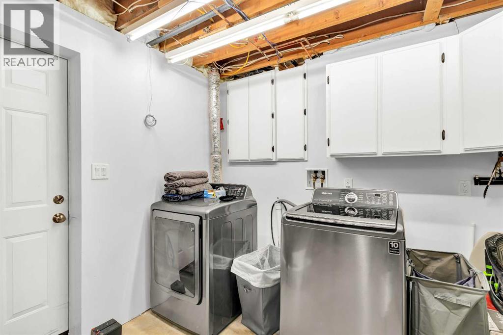 Single Family House 4 Level for Sale in  Templeton Road NE Temple Calgary 