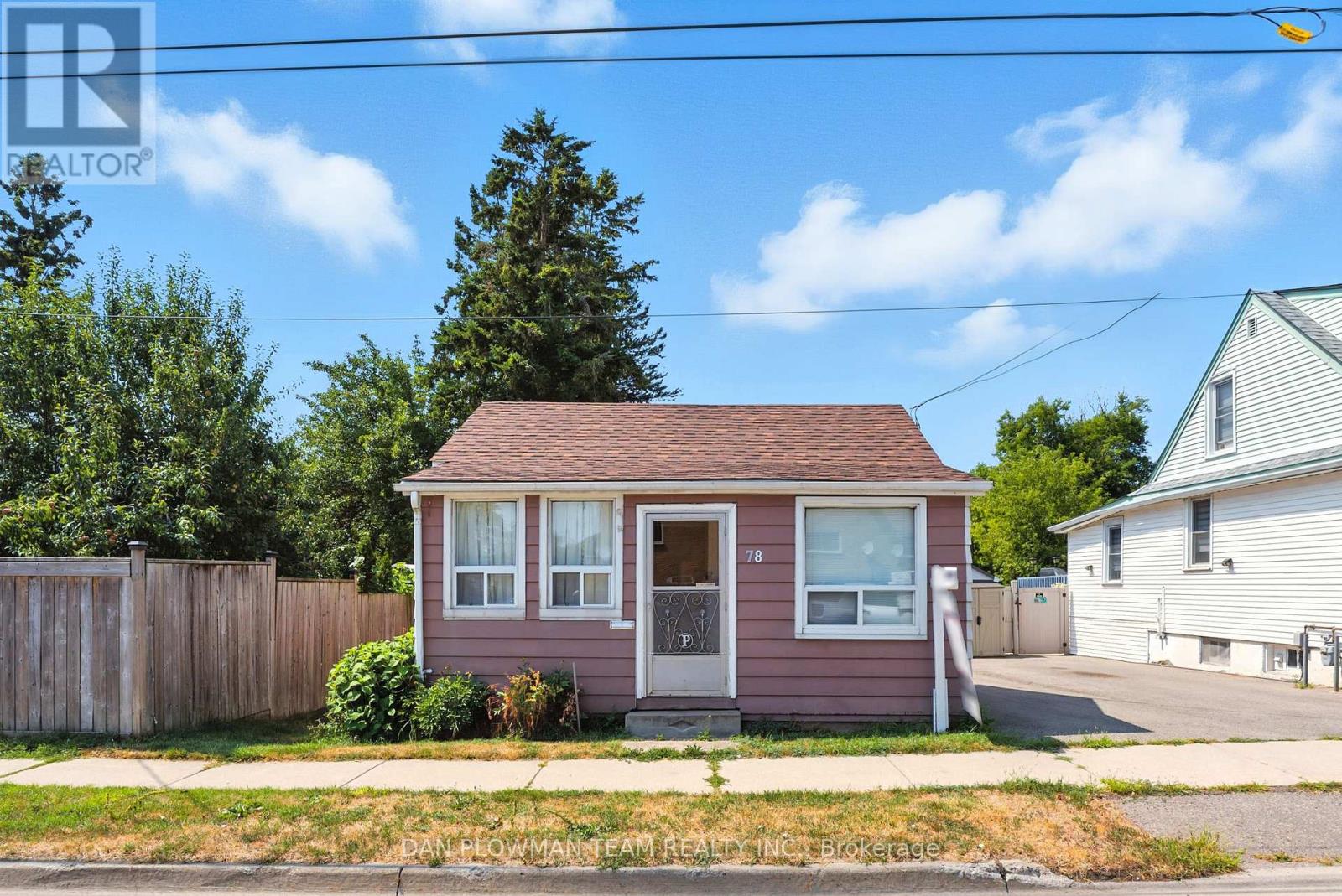 Photo 10 of 78 Ontario Street, Clarington ON