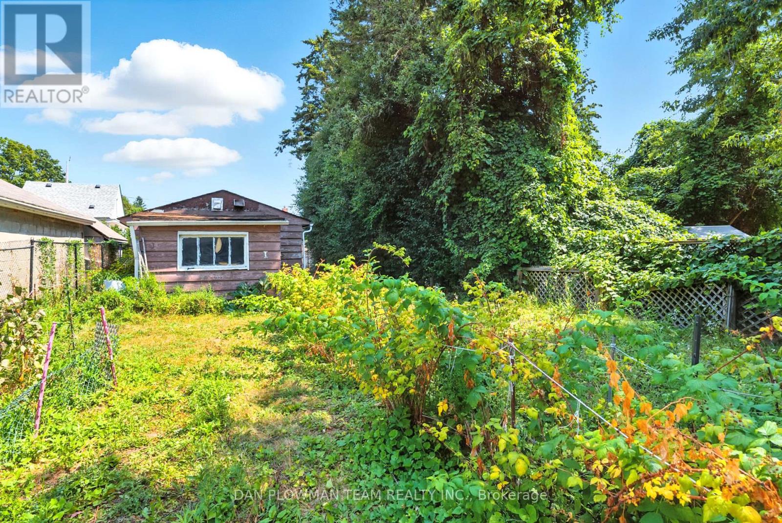 Photo 14 of 78 Ontario Street, Clarington ON