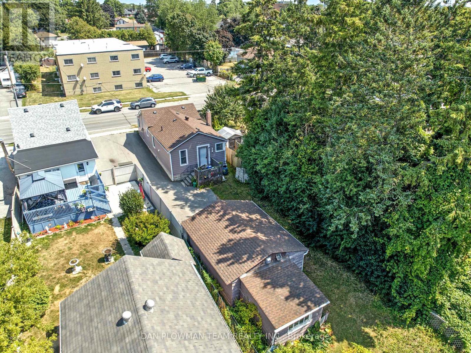 Photo 26 of 78 Ontario Street, Clarington ON
