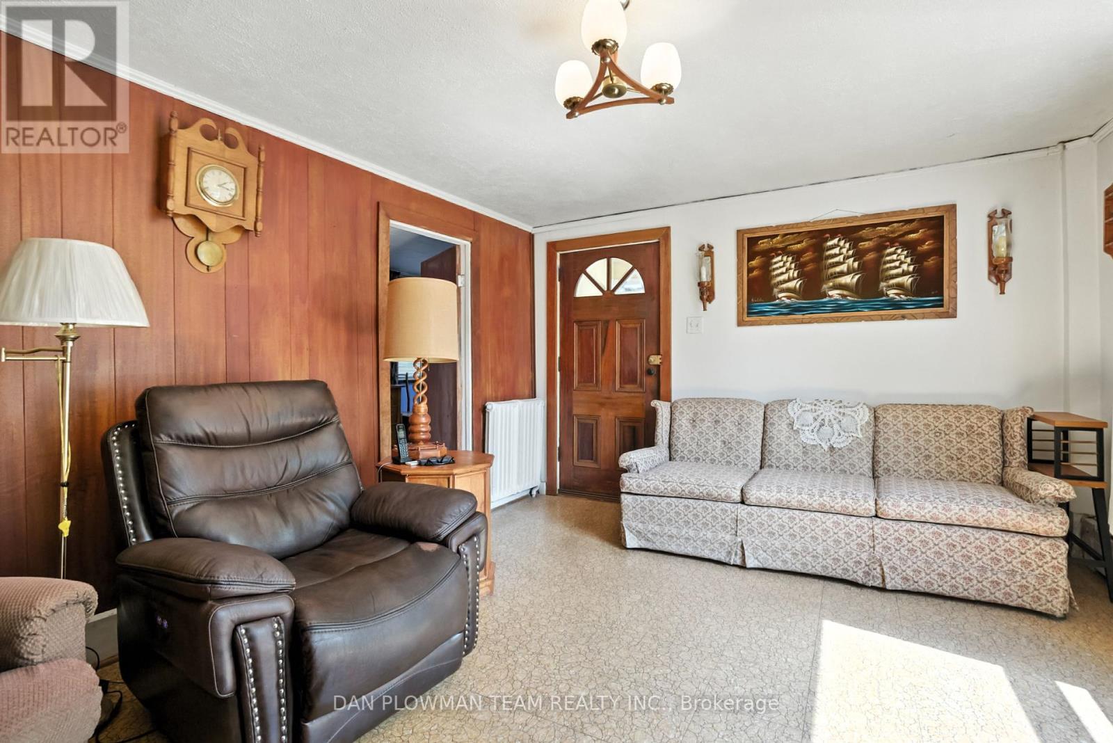 Photo 22 of 78 Ontario Street, Clarington ON
