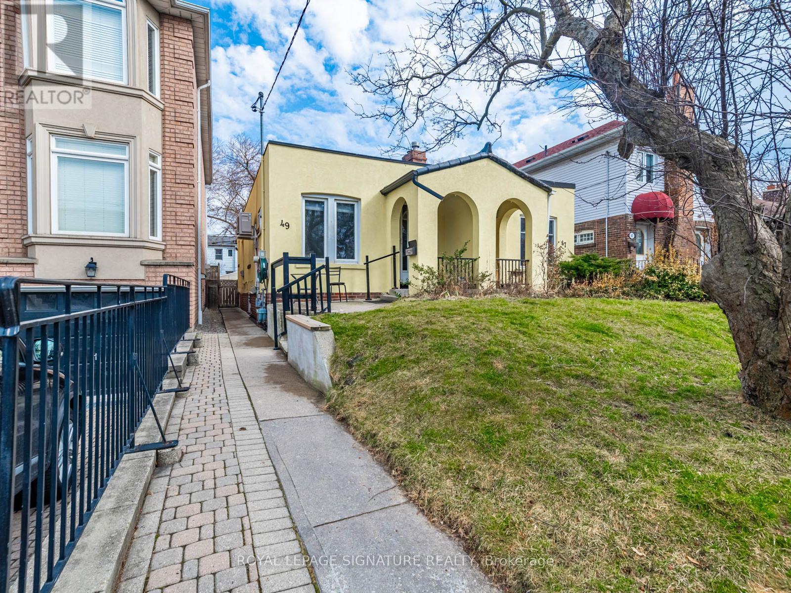 Photo 14 of Lower 49 Stanhope Avenue, Toronto ON