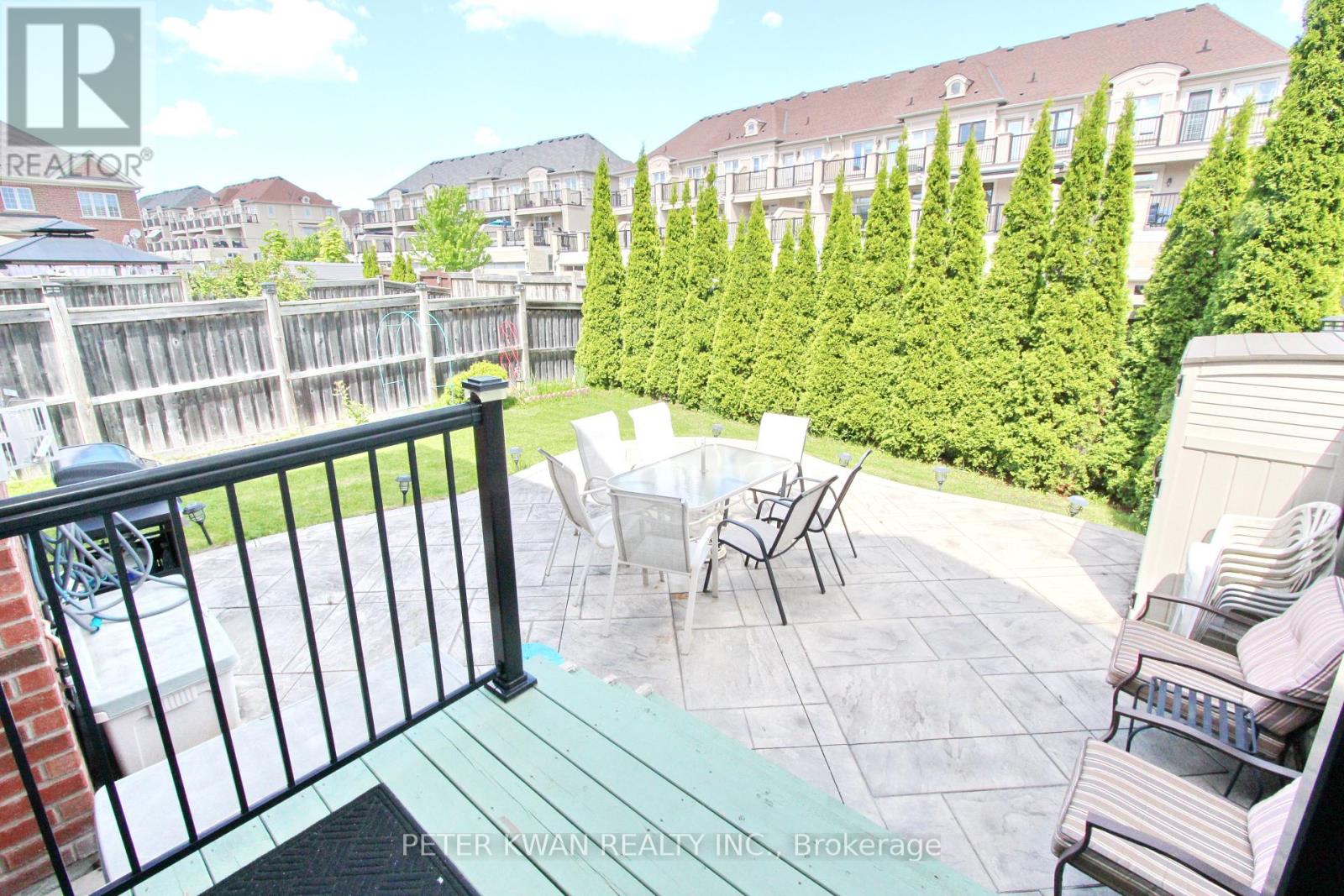 Photo 17 of 121 Warbler Avenue, Vaughan ON