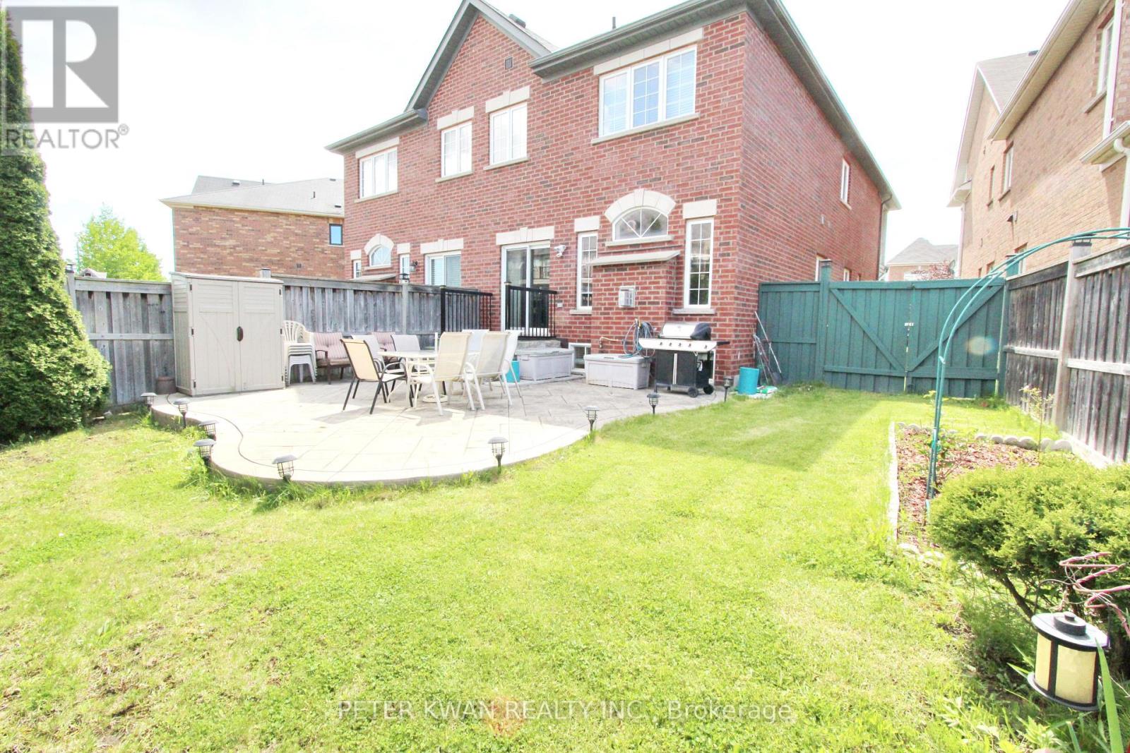 Photo 41 of 121 Warbler Avenue, Vaughan ON