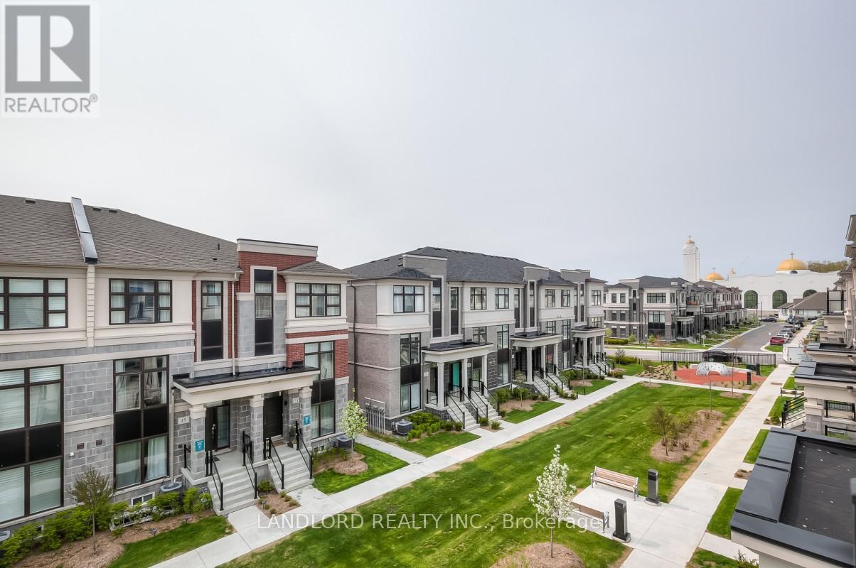 Photo 9 of 44 Armillo Place, Markham ON