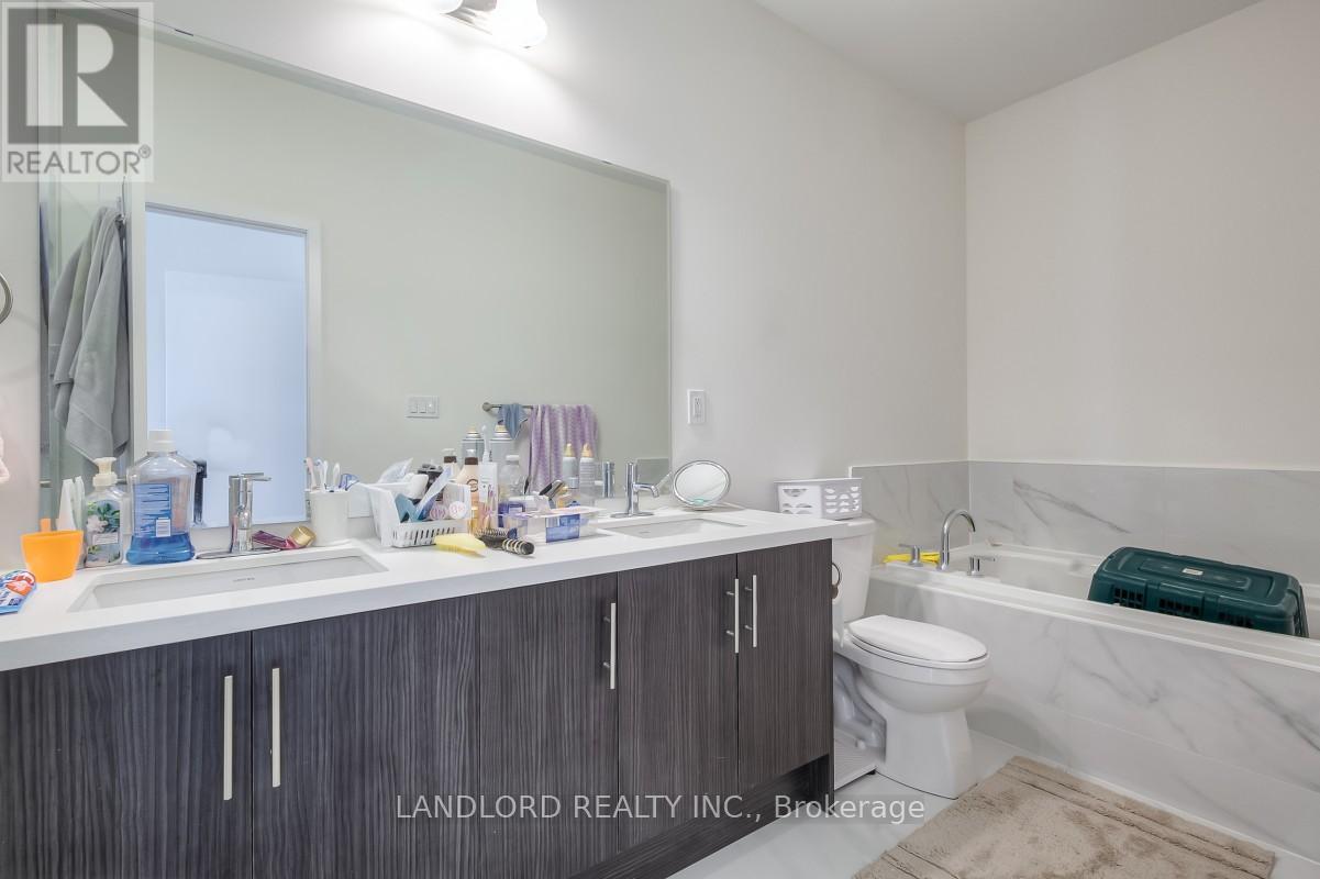 Photo 18 of 44 Armillo Place, Markham ON