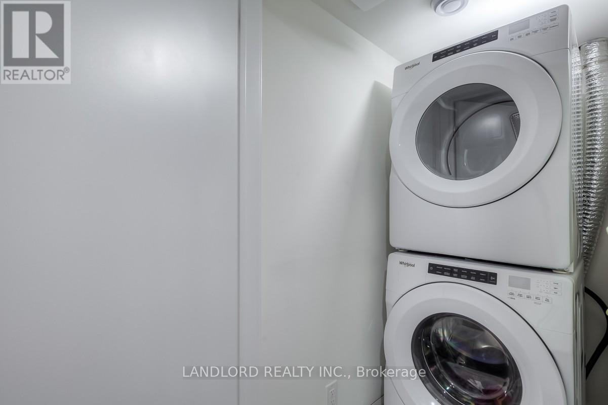 Photo 24 of 44 Armillo Place, Markham ON