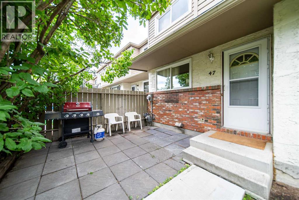 Single Family House for Sale in N  Lynnview Road SE Ogden Calgary 