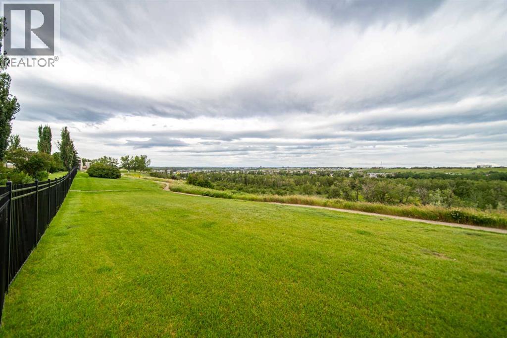 Single Family House for Sale in N  Lynnview Road SE Ogden Calgary 