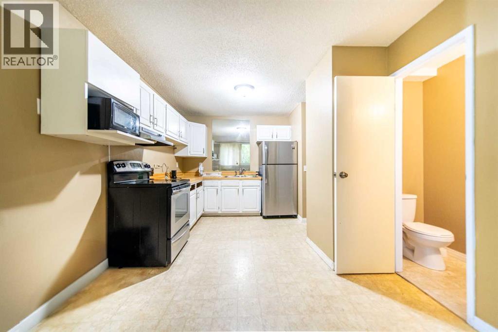 Single Family House for Sale in N  Lynnview Road SE Ogden Calgary 