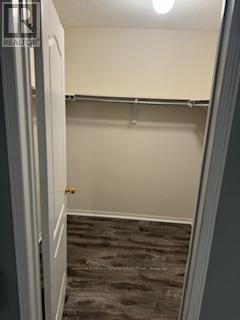 Photo 15 of 44 Lockburn Crescent, Brampton ON