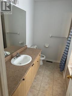 Photo 9 of 44 Lockburn Crescent, Brampton ON