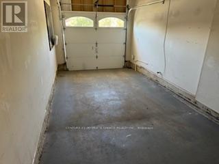 Photo 13 of 44 Lockburn Crescent, Brampton ON