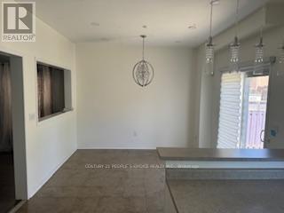 Photo 12 of 44 Lockburn Crescent, Brampton ON