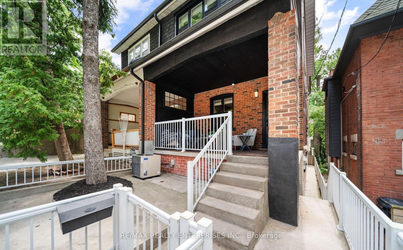 Photo 13 of 3 Glen Gordon Road, Toronto ON