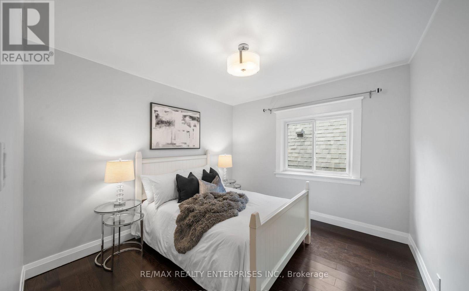 Photo 7 of 3 Glen Gordon Road, Toronto ON