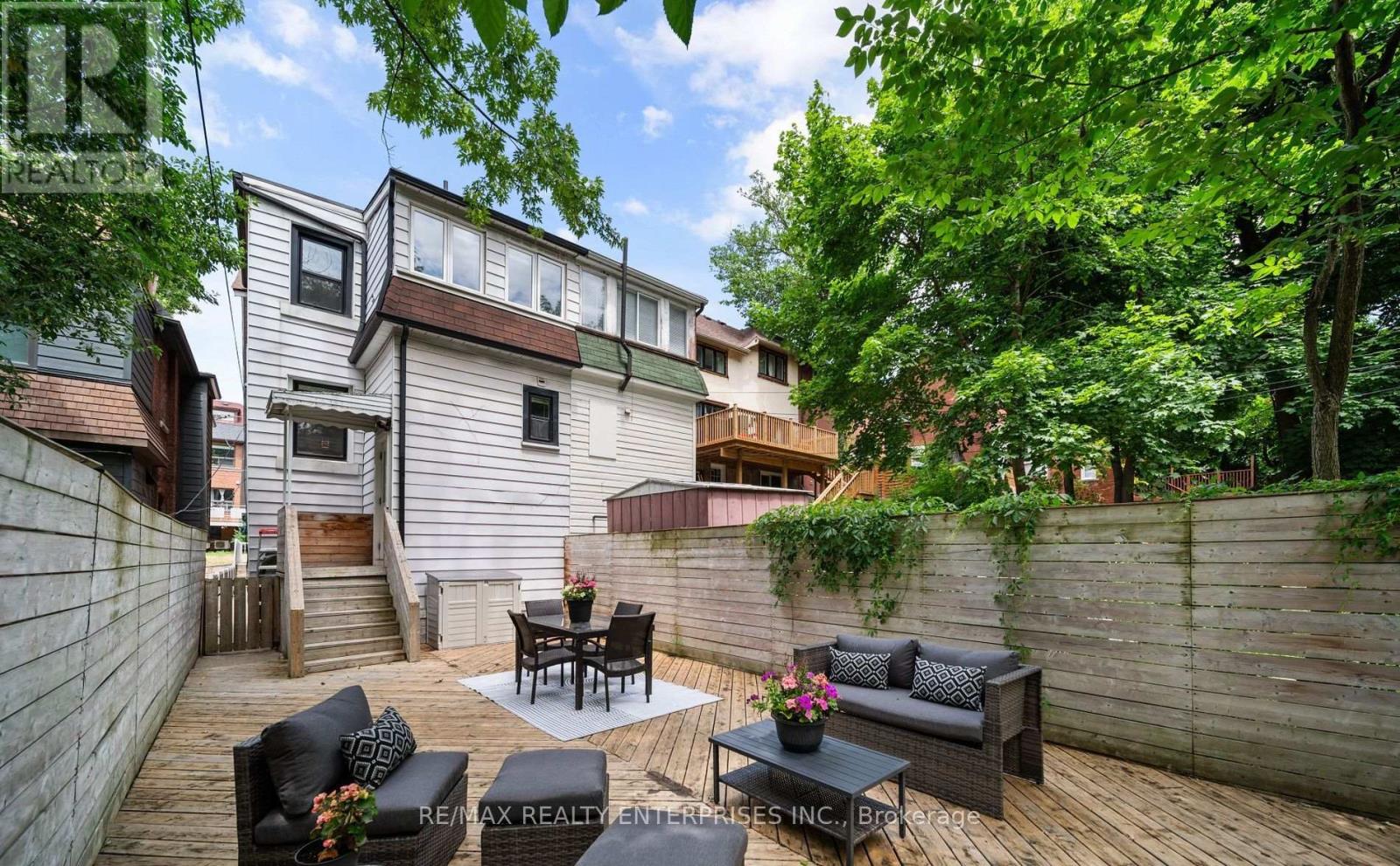 Photo 5 of 3 Glen Gordon Road, Toronto ON