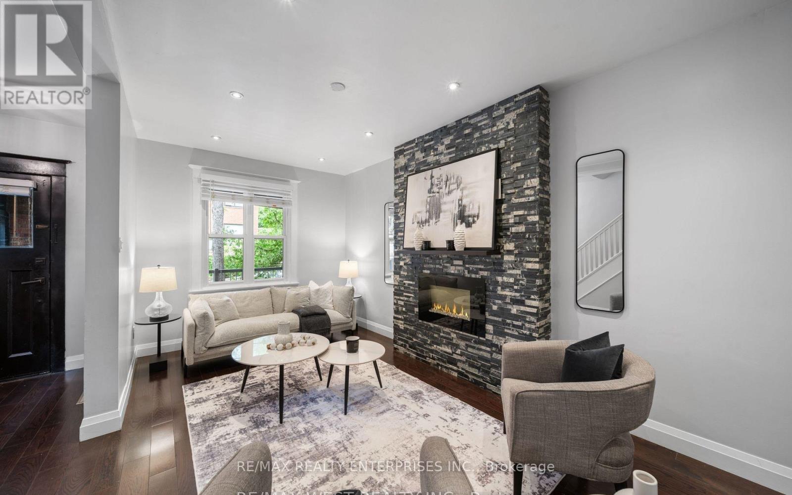 Photo 14 of 3 Glen Gordon Road, Toronto ON
