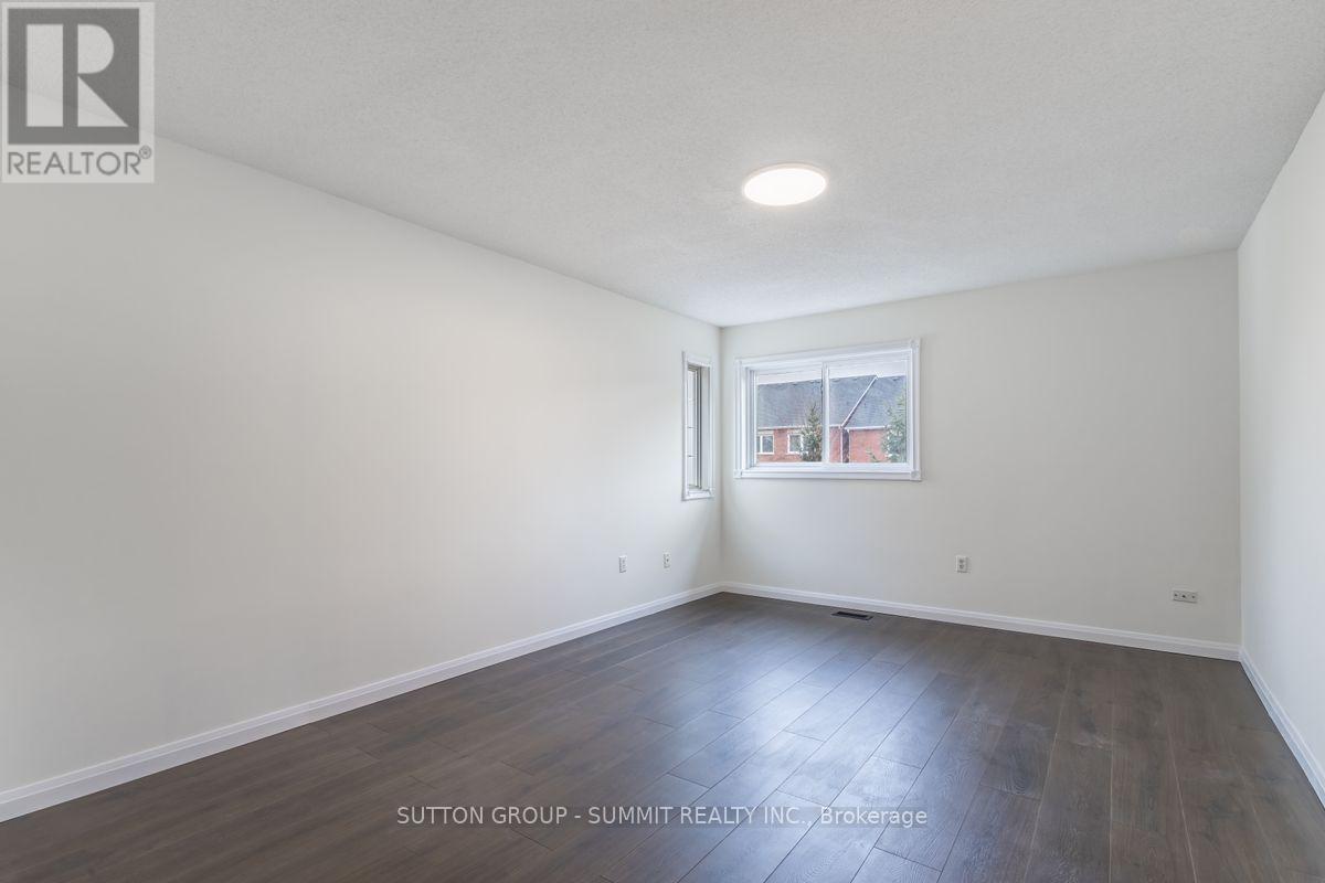 Photo 14 of 5144 Porter Street, Burlington ON