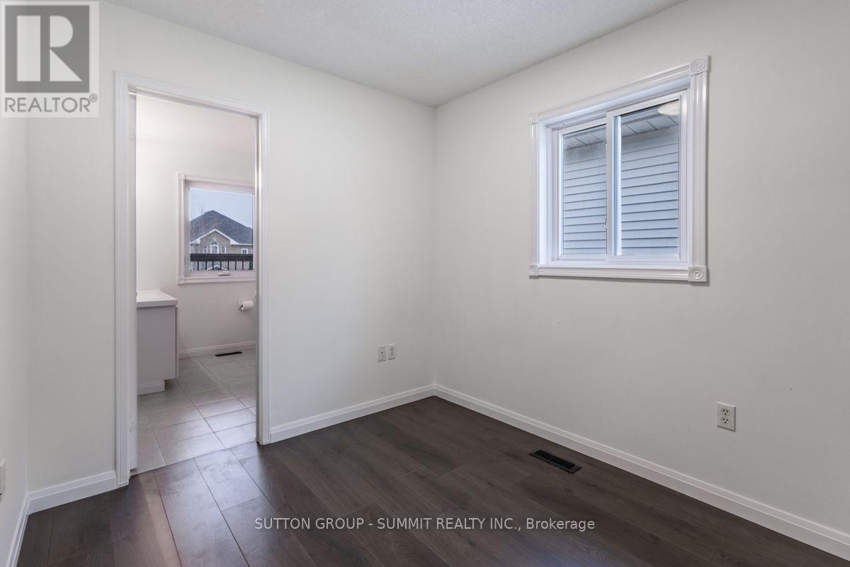 Photo 18 of 5144 Porter Street, Burlington ON