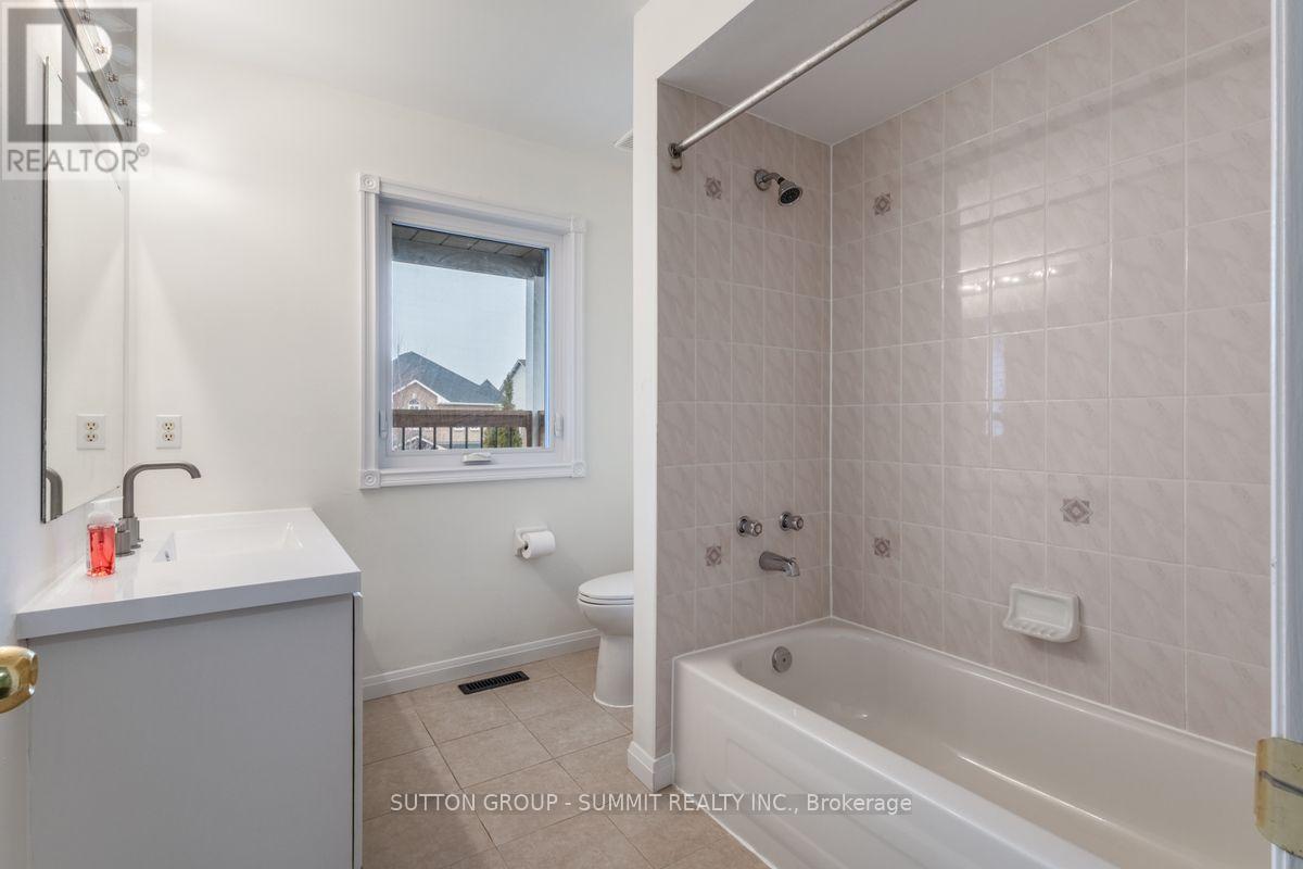 Photo 19 of 5144 Porter Street, Burlington ON