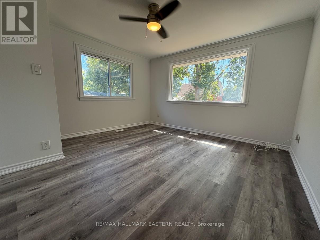 Photo 23 of 581 Paterson Street, Peterborough Central ON