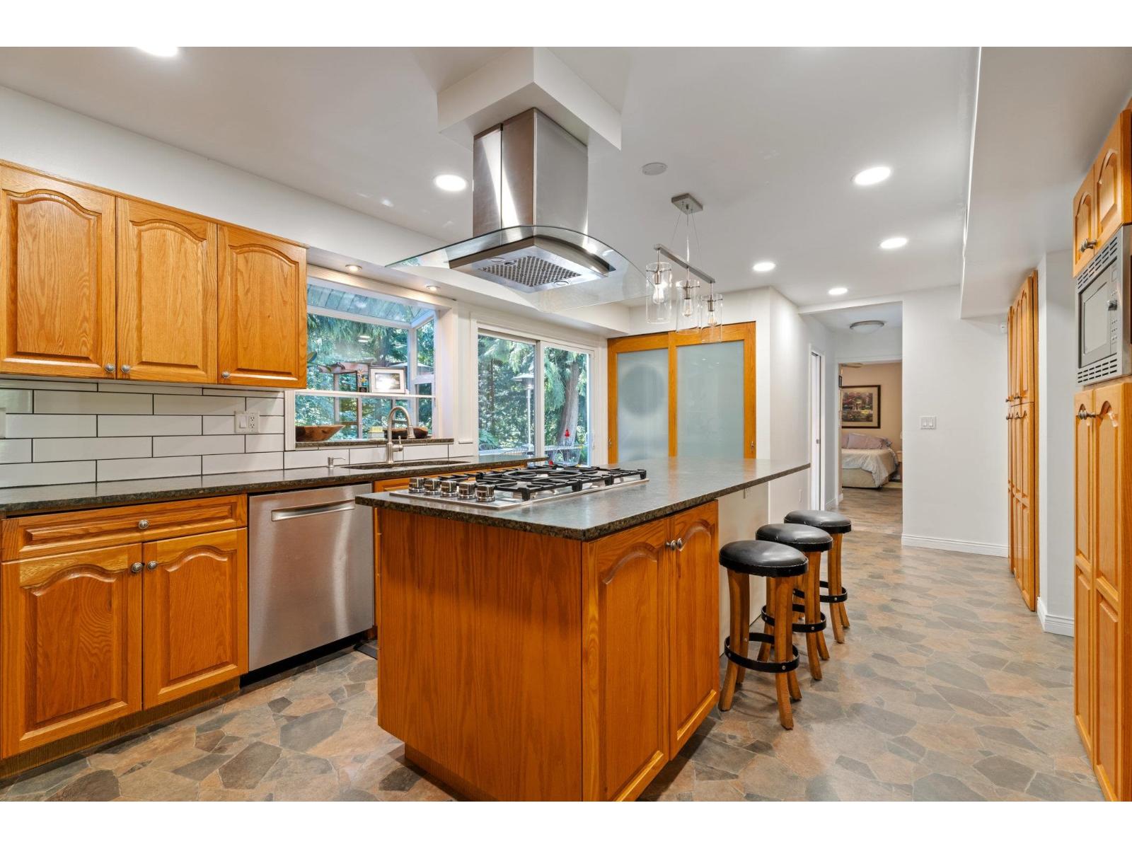 Photo 12 of 4150 197 A Street, Langley BC