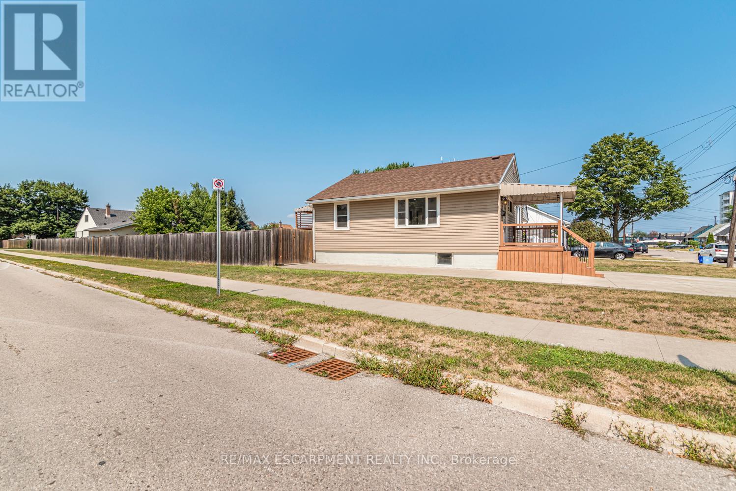 Photo 1 of 237 Adair Avenue, Hamilton ON