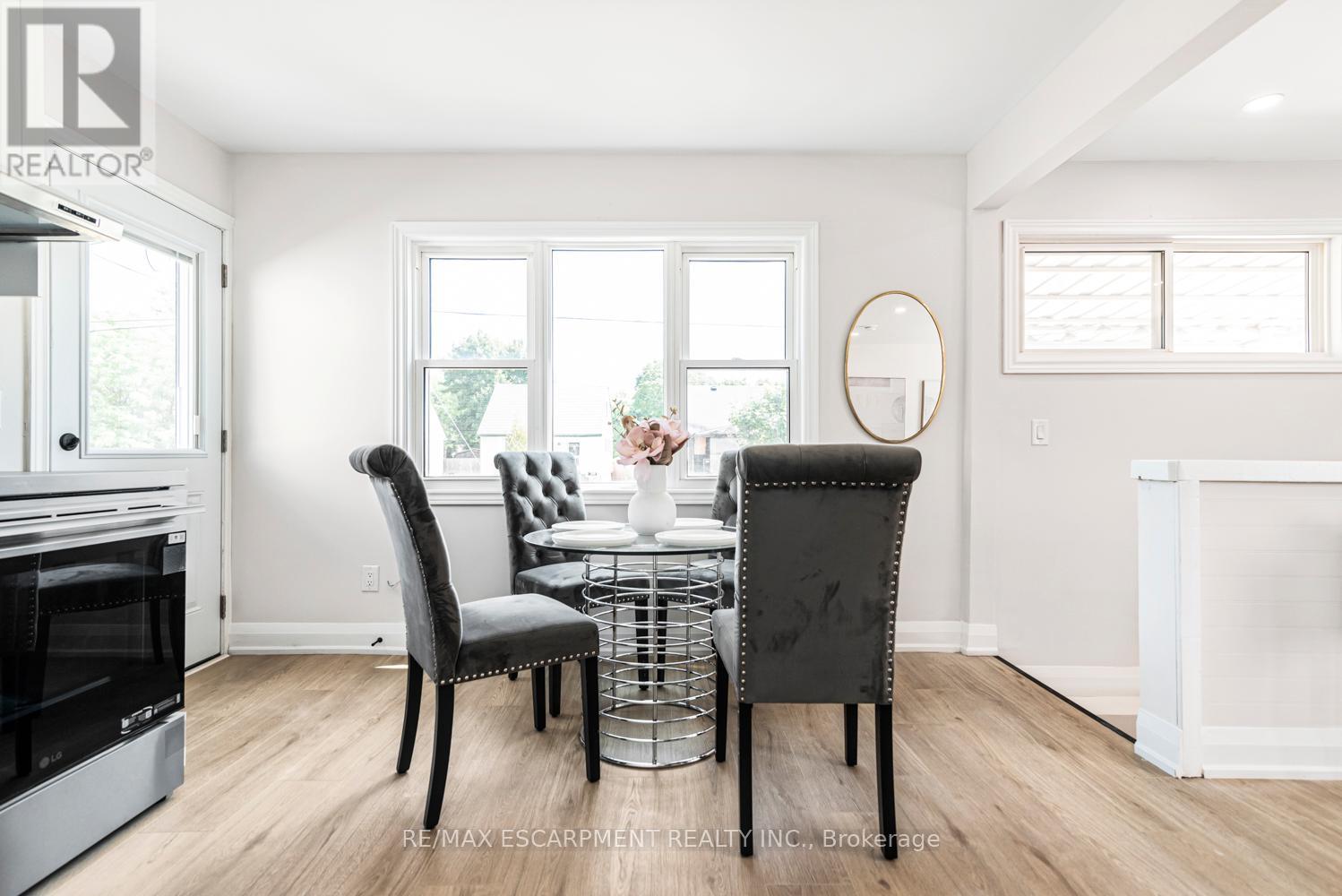 Photo 13 of 237 Adair Avenue, Hamilton ON