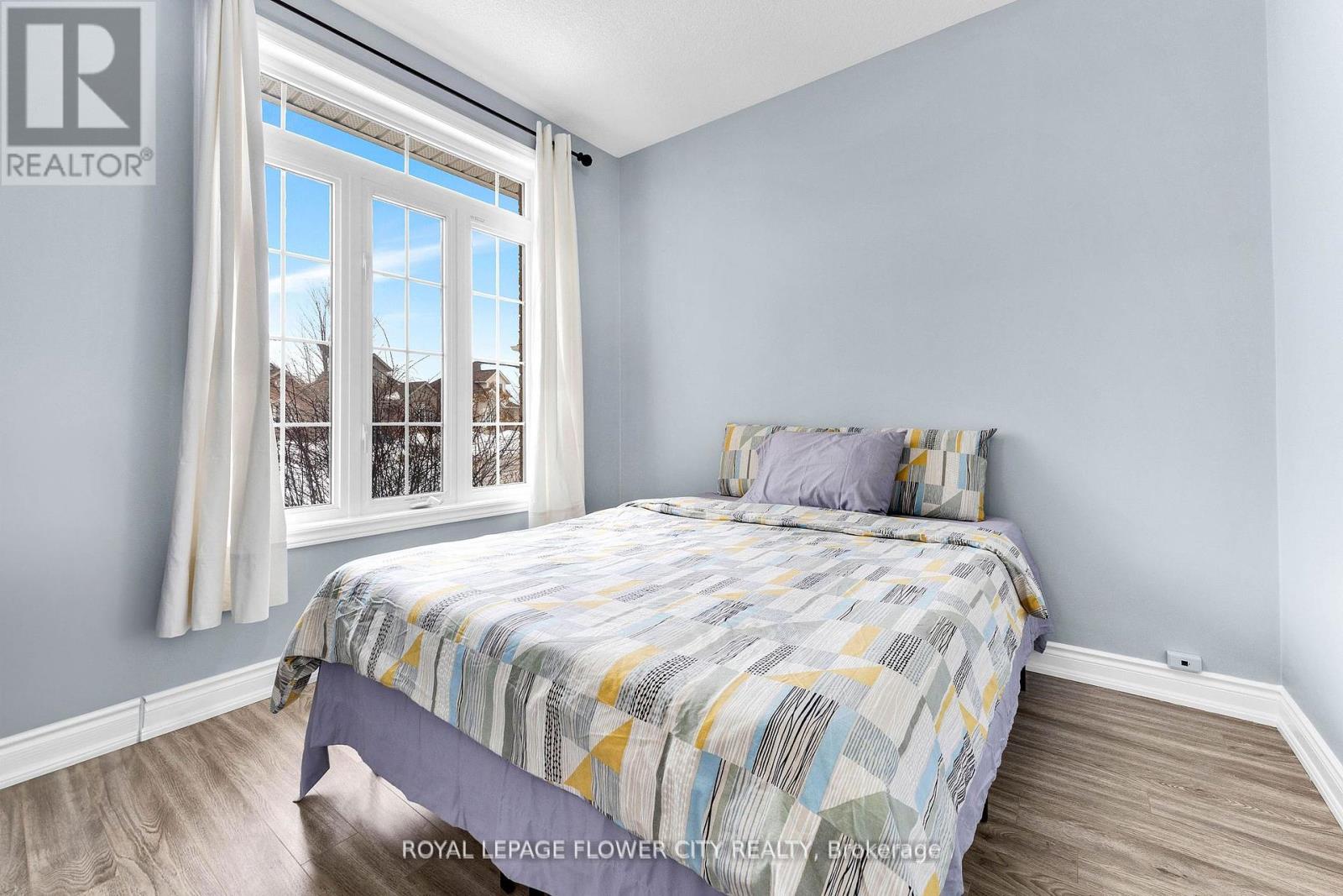 Photo 20 of 724 Garden Court, Woodstock ON