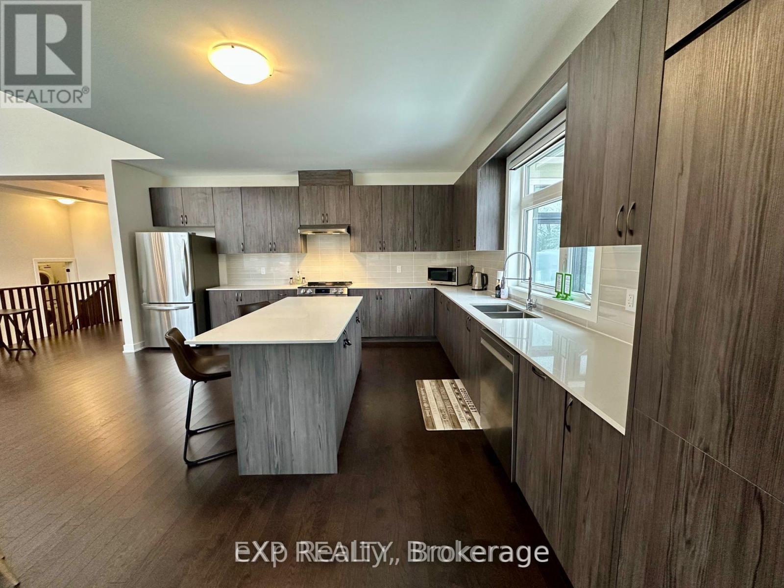 Photo 44 of 1017 Ridgeline Drive, Lake Of Bays ON