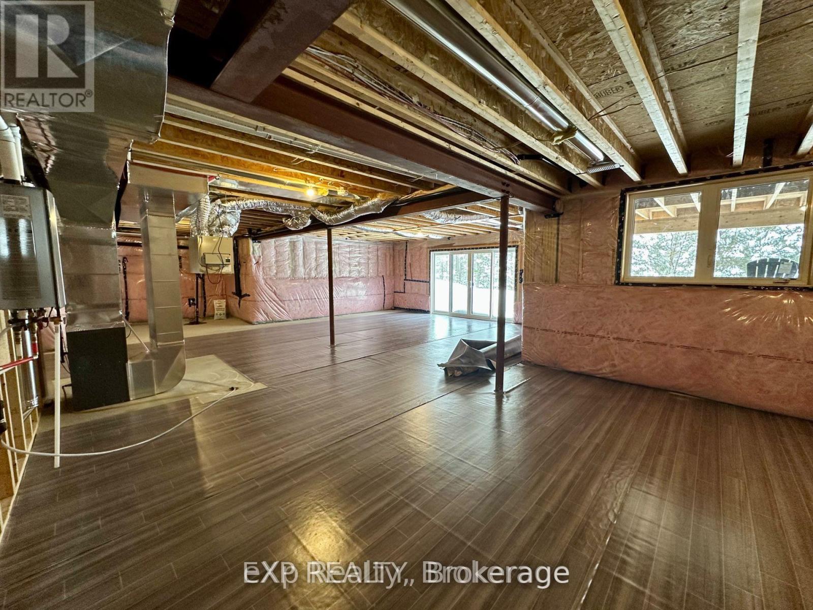 Photo 14 of 1017 Ridgeline Drive, Lake Of Bays ON