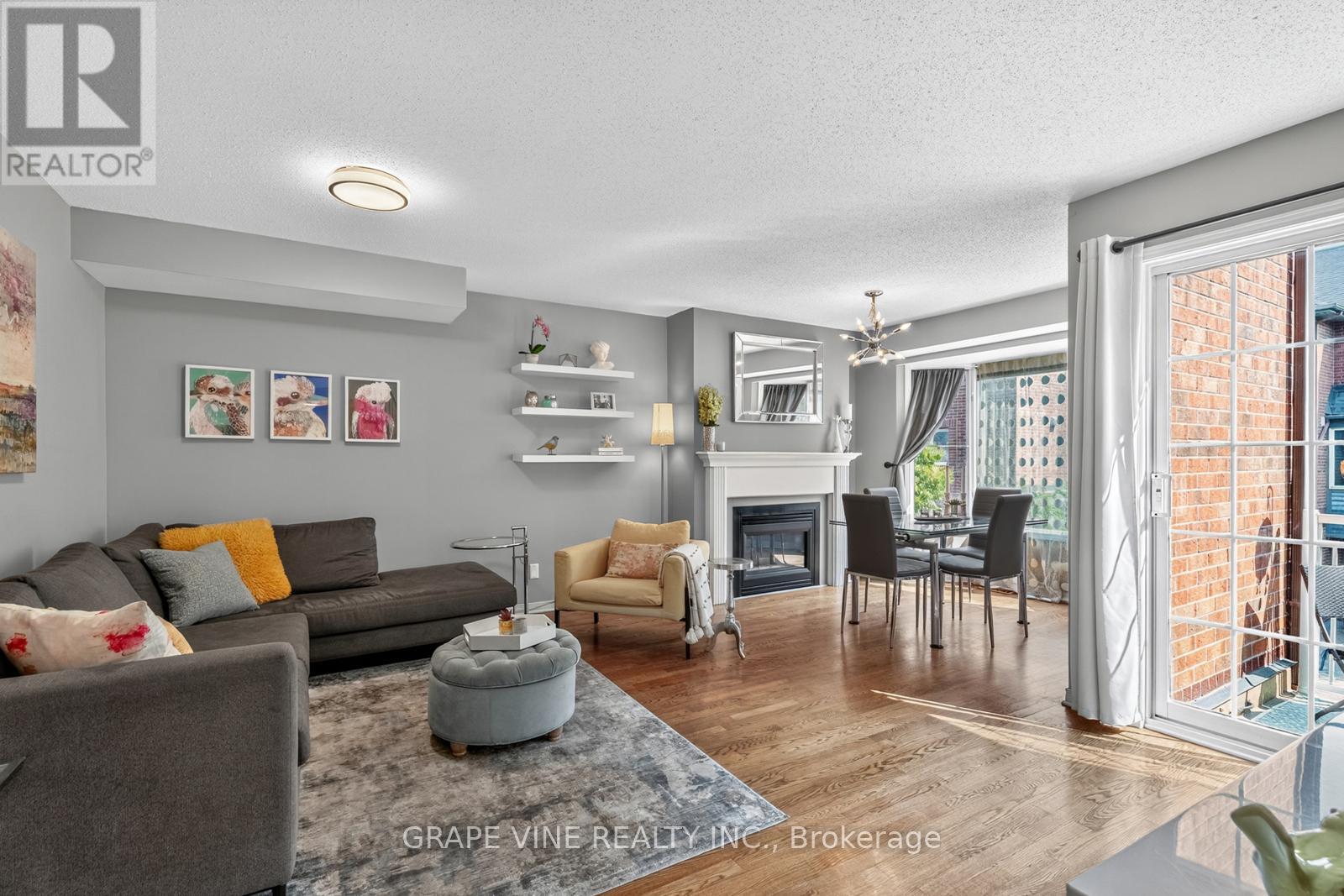 Photo 20 of 4 Radstock Private, Ottawa ON