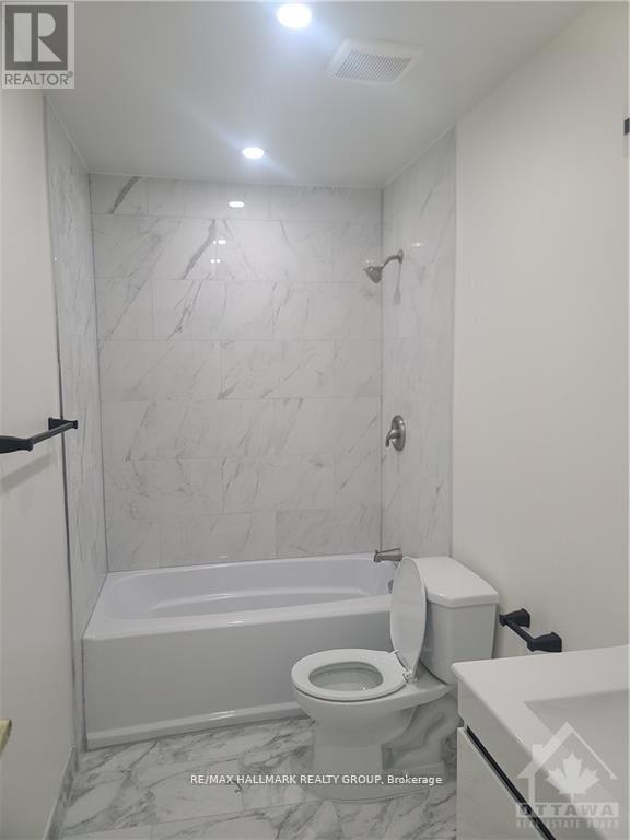 Photo 9 of 83 1420 Ridgebrook Drive W, Ottawa ON