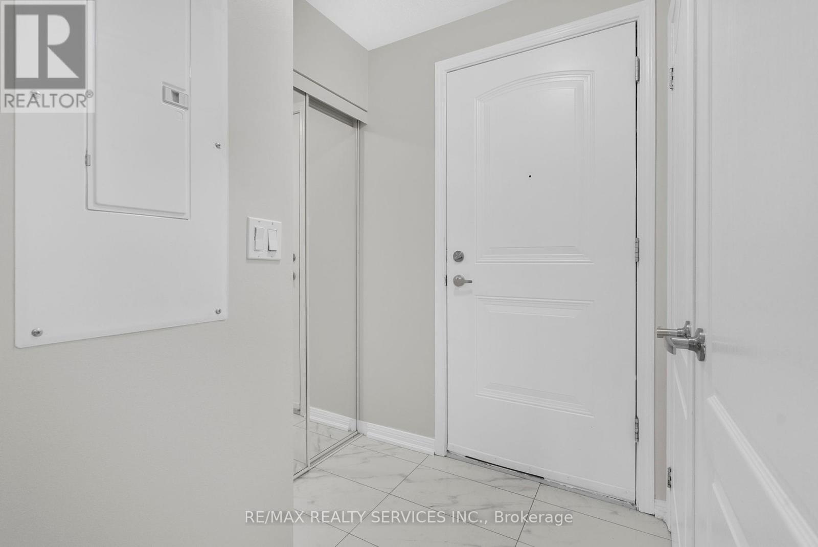 Photo 6 of 8 3100 Boxford Crescent, Mississauga ON
