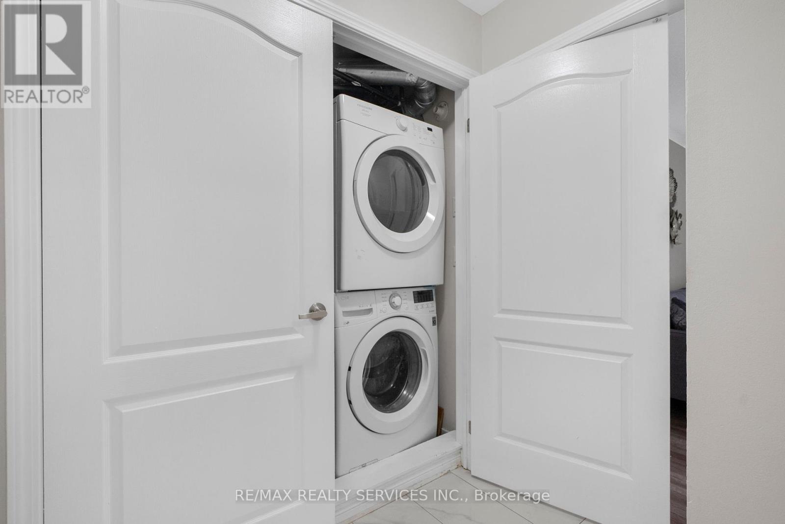Photo 15 of 8 3100 Boxford Crescent, Mississauga ON