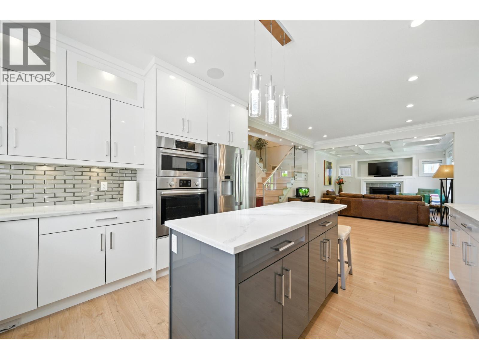 Photo 32 of 870 Browning Place, North Vancouver BC