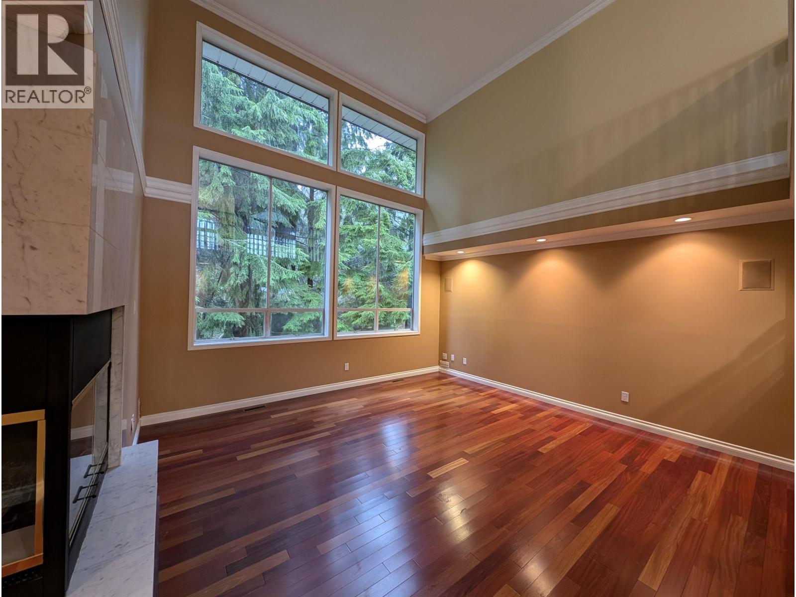 Photo 13 of 3908 Blantyre Place, North Vancouver BC