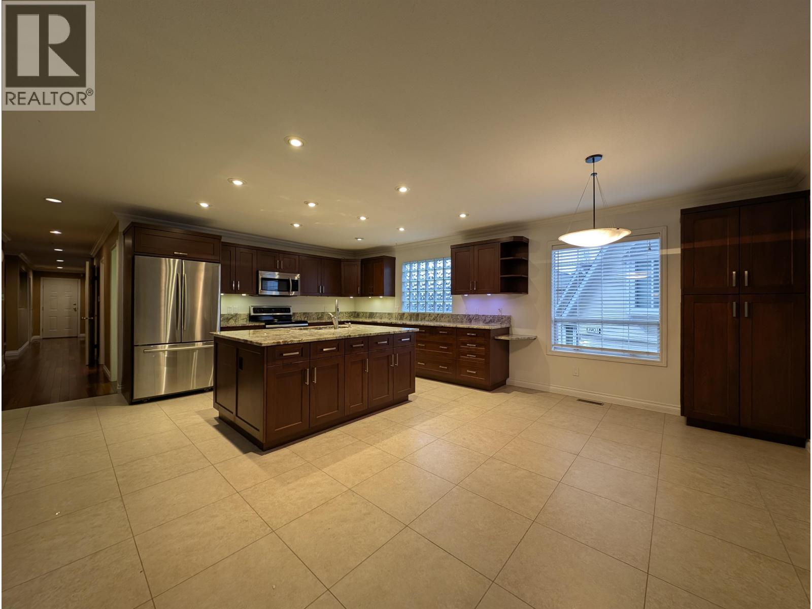 Photo 24 of 3908 Blantyre Place, North Vancouver BC