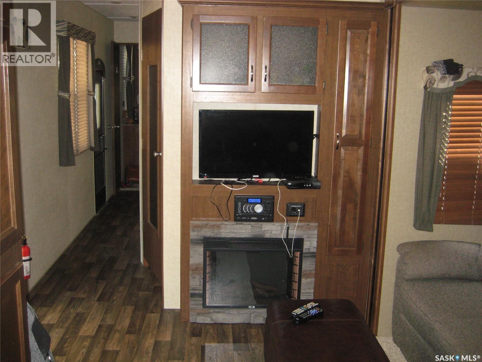 Photo 15 of 213 Heron Street, Candle Lake SK