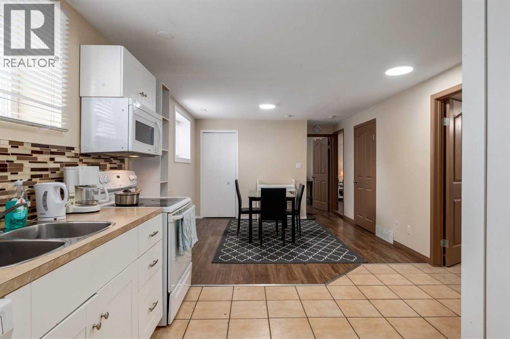Photo 27 of 1321 39 Street Se, Calgary AB