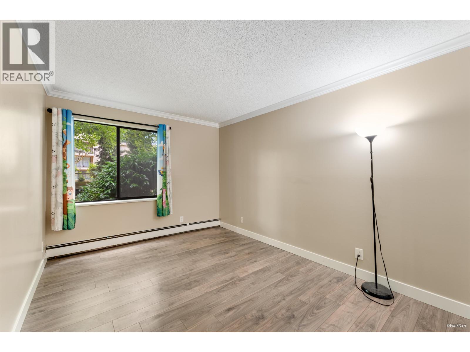 Photo 1 of 126 8460 Lansdowne Road, Richmond BC