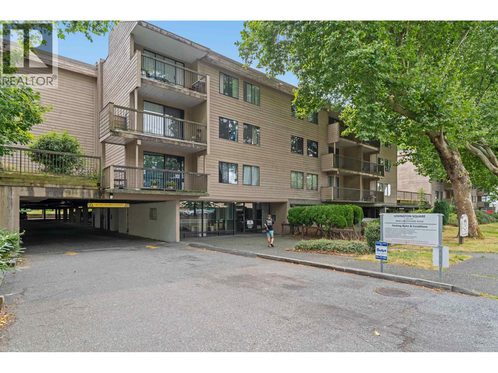 Photo 2 of 126 8460 Lansdowne Road, Richmond BC