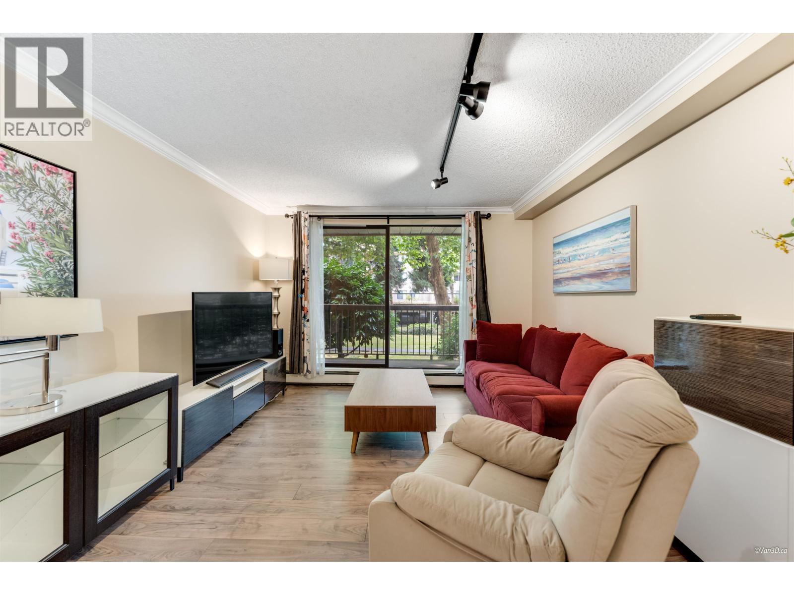 Photo 15 of 126 8460 Lansdowne Road, Richmond BC
