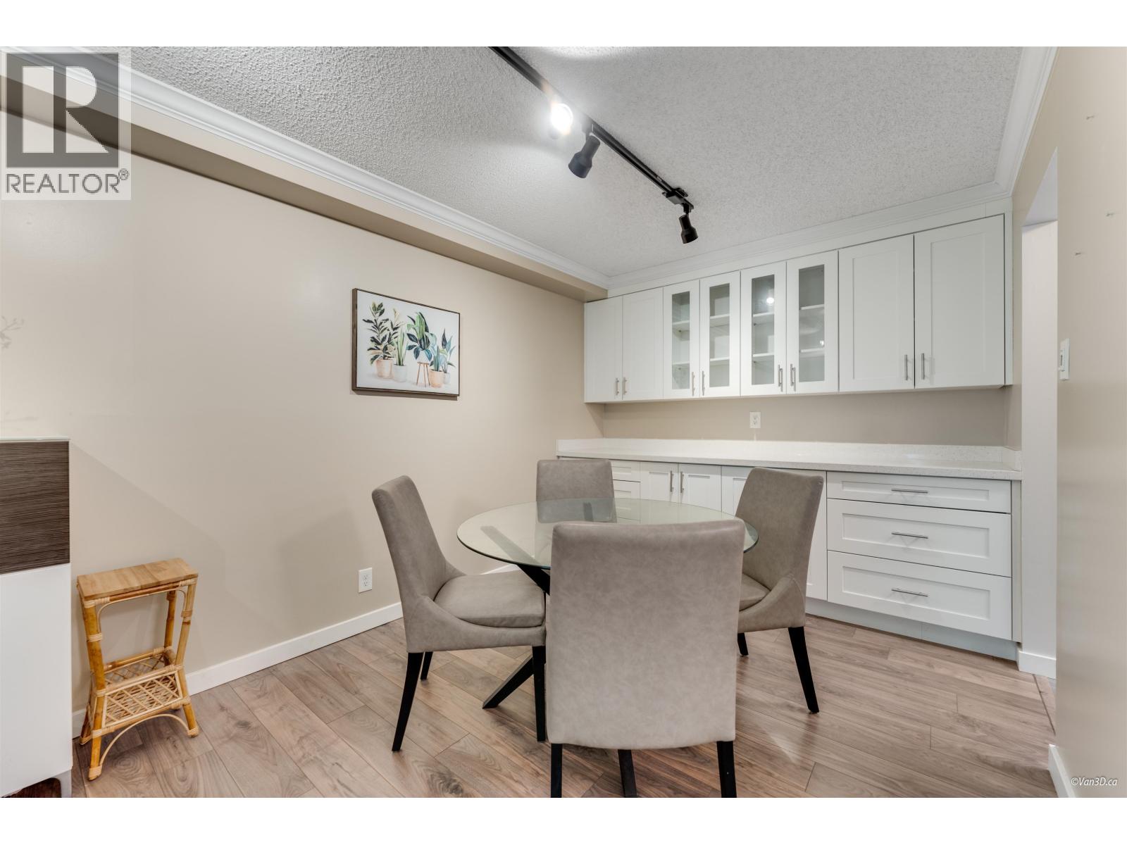 Photo 19 of 126 8460 Lansdowne Road, Richmond BC