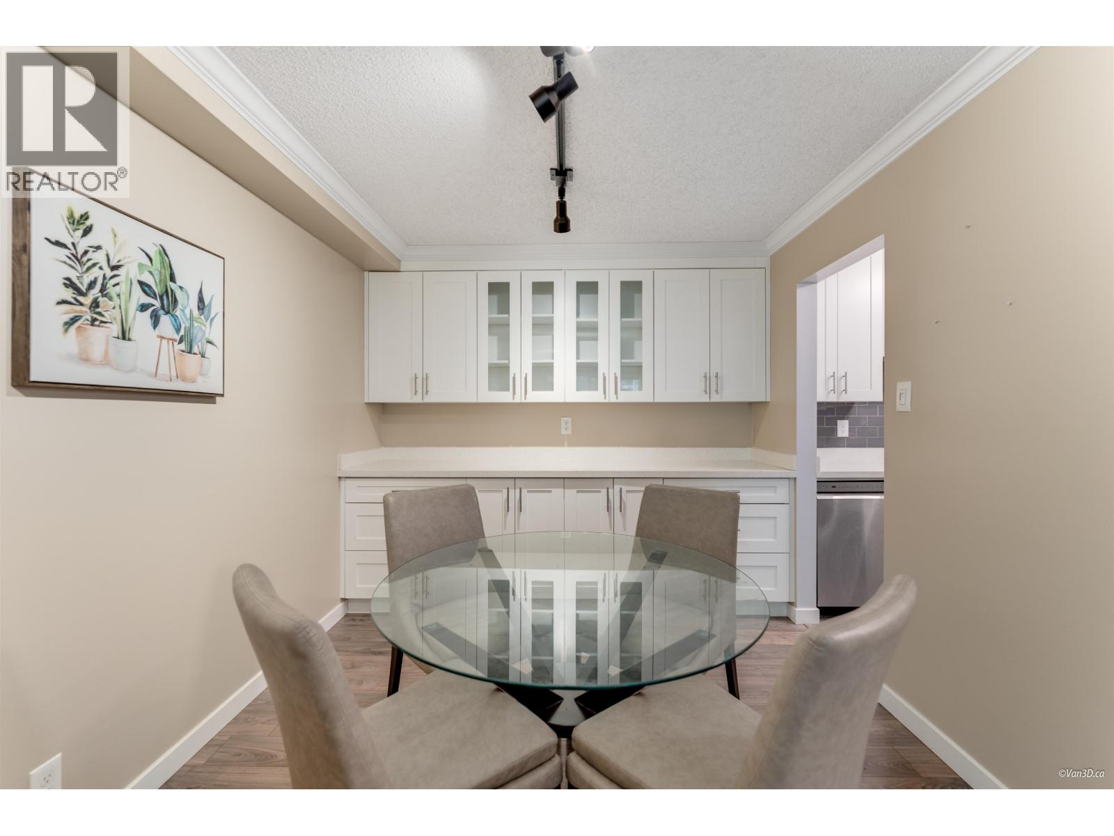 Photo 13 of 126 8460 Lansdowne Road, Richmond BC