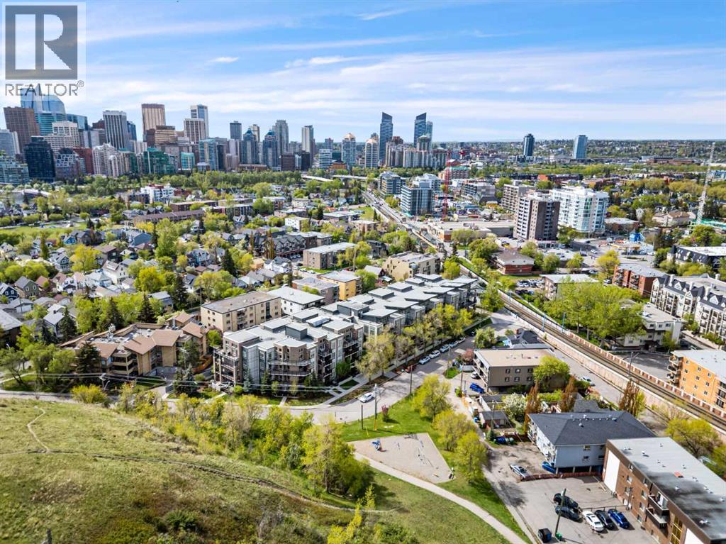 Single Family House for Sale in    Avenue NW Sunnyside Calgary 