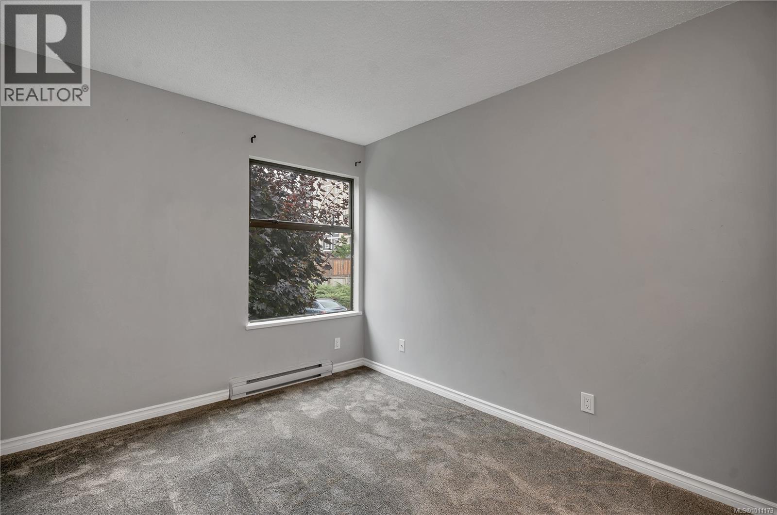 201 585 Dogwood St S, Campbell River
