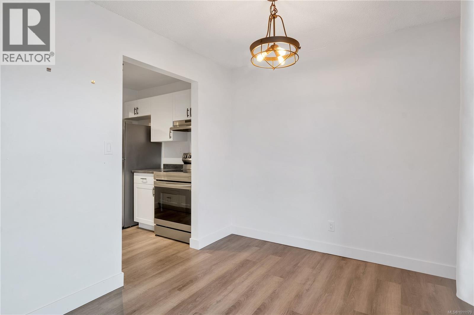 201 585 Dogwood St S, Campbell River