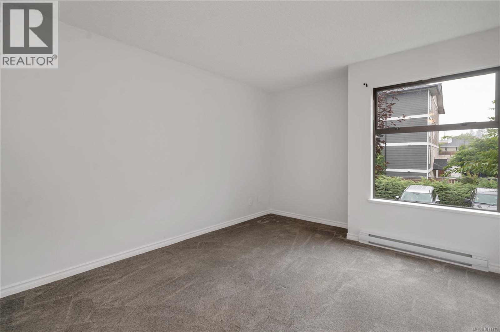 201 585 Dogwood St S, Campbell River
